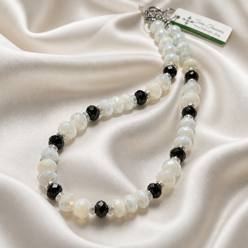 Midnight Pearl Necklace
